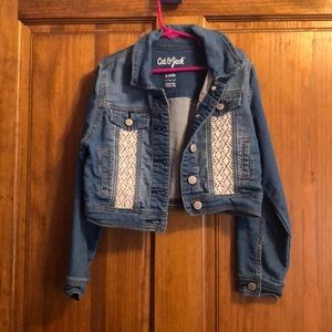 Cat & Jack size 6/6x girl jean jacket